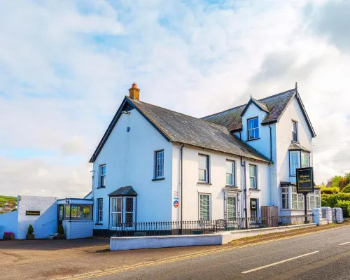 Rooms at the Highcliffe Hotels in Cardigan