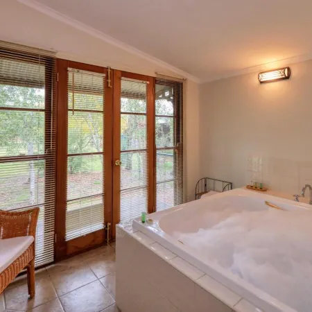 Beechworth Cedar Cottages