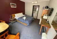 City East Motel - موتيلات
