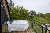 Gretel Chalets Suizo - Hot Tub
