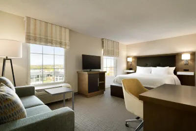 Hampton Inn & Suites Newport/Middletown Hotels in 