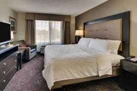 Holiday Inn Express & Suites Lancaster-Lititz