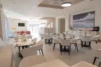 Super 8 By Wyndham Manzanillo Hotels in Monte Cristi