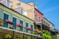 New Orleans Marriott Hotels near نيو أورليانز ليكفرونت