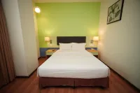 The Pavilion Hotel Hotels near Sandakan Airport