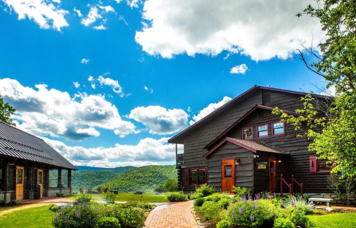 Garnet Hill Lodge