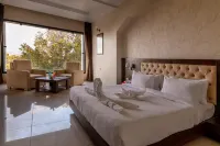 Savitri Resort