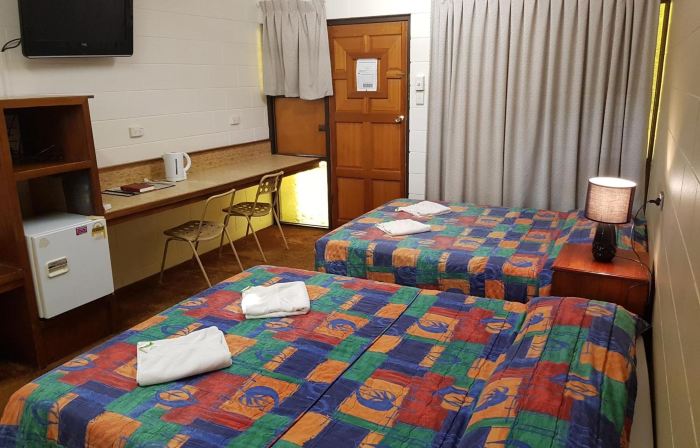 Commercial Hotel