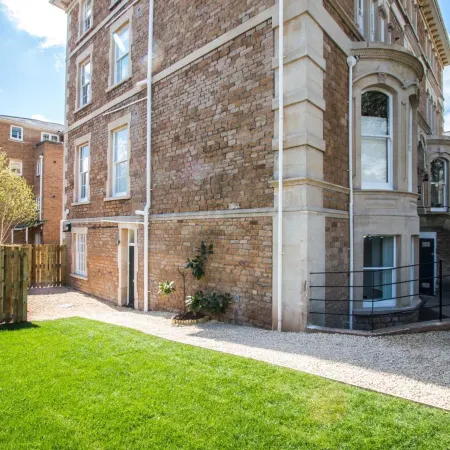 Beaufort House Apartments from Your Stay Bristol Отели рядом с достопримечательностью «Район Клифтон»