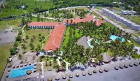 HOTEL TESORO BEACH Hotels in 