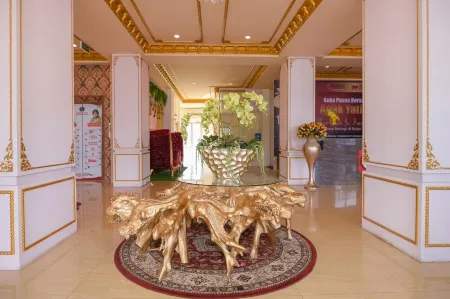 Capital O 854 Ub Caisar Hotel Отели в г. Jeulingke