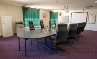 Western Gateway Motel and Apartments - 3-Star