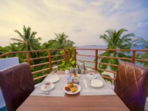 Kiha Beach Hotels in Dharavandhoo Island