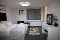 Geula Suites by Raphael Hotels - parkir
