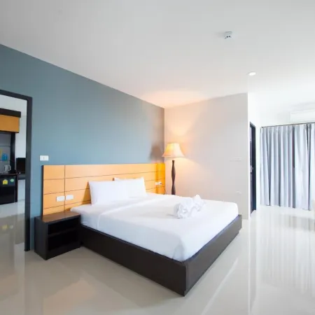 Lee Hotel