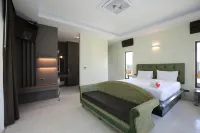 Wis Beach Khanom