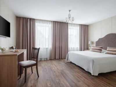 Blueberry Coast Hotels near Special correctional boarding school № 656