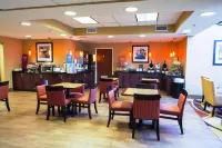 Quality Inn - Norman near University - 朝食