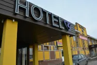 19 Hotel