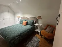 Sweet Briar Hotels in Farnham