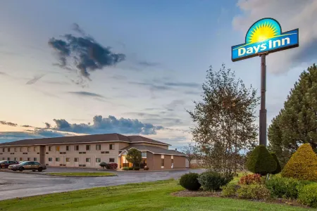 Days Inn by Wyndham Canastota/Verona Отели в г. Сильван Бич