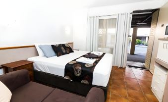 Gladstone Motel