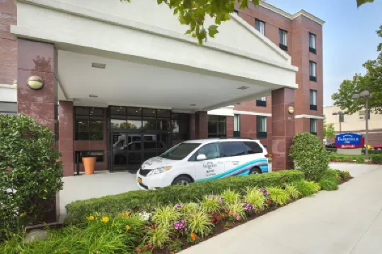 Fairfield Inn New York LaGuardia Airport/Astoria