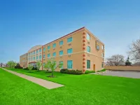 Best Western Airport Inn  Suites Cleveland Hotel a Brooklyn