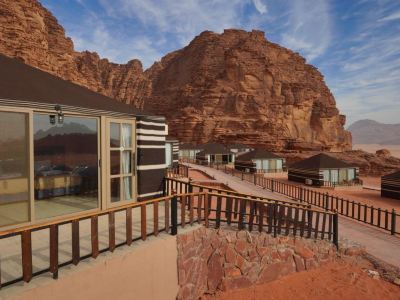 Mars Land Luxury Camp