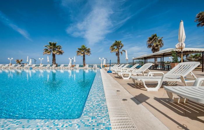 Dioscuri Bay Palace