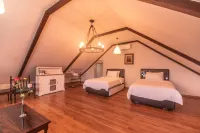 Boutique B21 Malang, Azana Hotels Collection Hotel dekat Taman Kunang-kunang