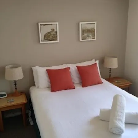 Captain's Quarters Bermagui