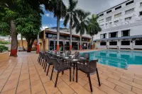 Quality Inn Regency, Nashik - Pools