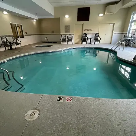 Travelodge by Wyndham Knoxville West