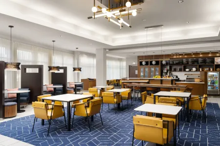 Courtyard Sunnyvale Silicon Valley Отели рядом с достопримечательностью «Amazon Lab126»