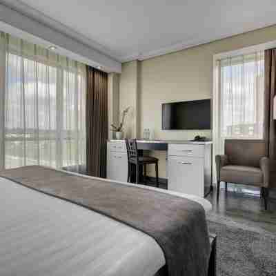 Astro Plaza Hotel Rooms