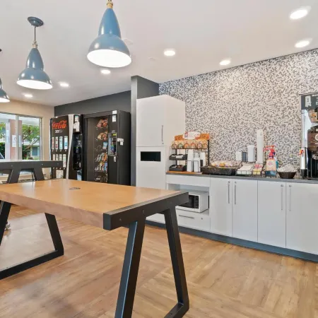 Extended Stay America Suites - San Francisco - San Mateo - SFO