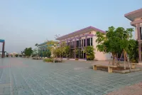 Menam Resort فنادق في Sai Noi