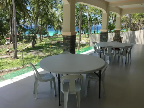 Lambug Beach Homestay - Beach