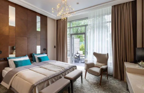 佐洛託伊魯切迷你酒店