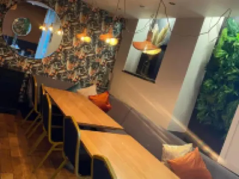 ザ ベアー オン ザ スクエア ミロムのホテル