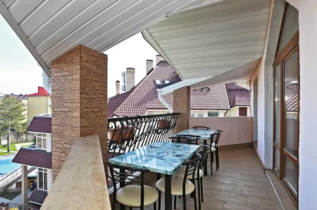 Гостевой Дом Орхидея Отели рядом с достопримечательностью «Башня св. Константина»