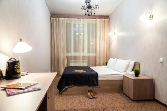 Leks Hotel のホテル