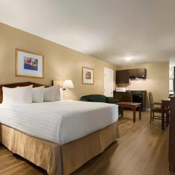 Days Inn by Wyndham Vernon