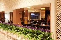 Hotel Astoria Lampung - breakfast
