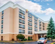 Comfort Inn & Suites Watertown - 1000 Islands Hotels in 