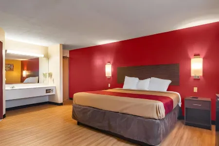 Econo Lodge Kent - Akron West Отели в г. Кент