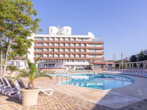 Alean Family Biarritz Hotel