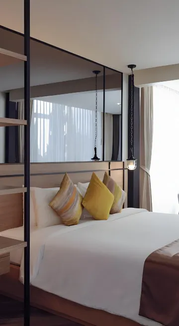 ห้องดีลักซ์ เตียงใหญ่ 1 เตียง