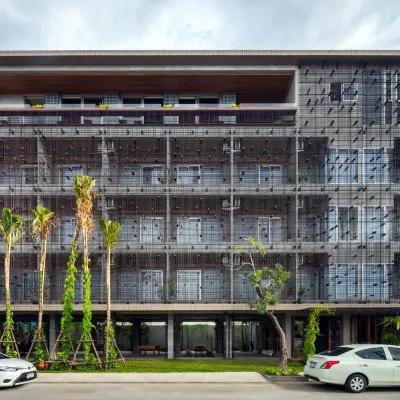 Laekhon Nonbai Hotels near Museum Honouring the King for the Development of Pak Phanang